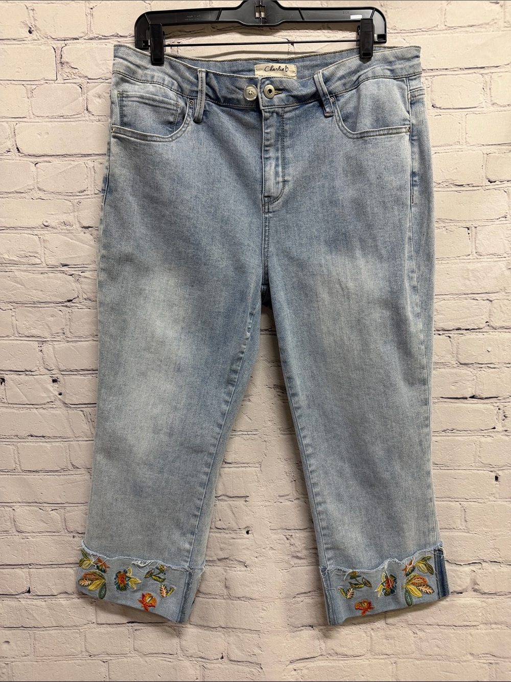 CHARLIE B Light Wash Cropped Jeans with Floral Embroidered Cuffs size 14